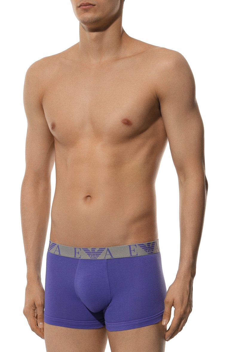 Мужские комплект из трех боксеров EMPORIO ARMANI разноцветного цвета, арт. 111357/4R715 | Фото 6 (Материал внешний: Хлопок; Нос: Не проставлено; Кросс-КТ: бельё; Мужское Кросс-КТ: Трусы; Трусы М: Боксеры)