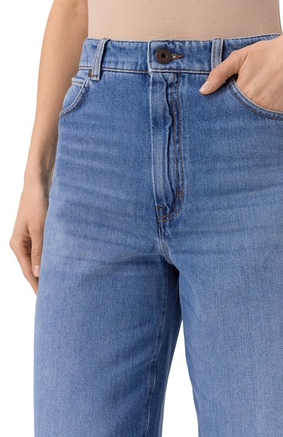 Джинсы WEEKEND MAX MARA синего цвета по цене 23550 руб., арт. BRAVA, фото 5 Джинсы WEEKEND MAX MARA, арт. BRAVA, фото 5