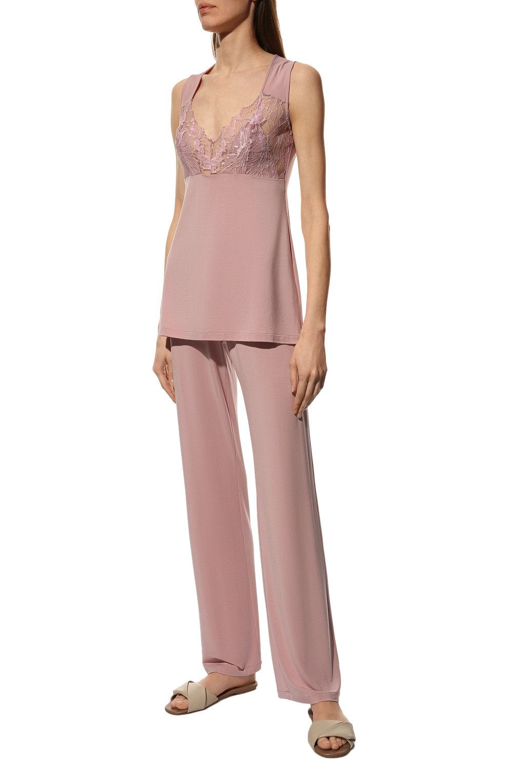 Туфли домашние cetra FRETTE кремового цвета по цене 32750 руб., арт. 522199124 00F 90340, фото 2 Туфли домашние cetra FRETTE, арт. 522199124 00F 90340, фото 2