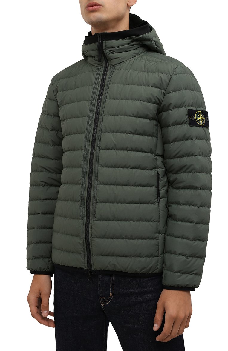 Мужская пуховая куртка STONE ISLAND хаки цвета, арт. 751542725 | Фото 3 (Материал внешний: Синтетический материал, Хлопок; Материал подклада: Синтетический материал; Материал утеплителя: Пух и перо; Длина (верхняя о�дежда): Короткие; Стили: Кэжуэл, Милитари; Рукава: Длинные; Драгоценные камни: Проставлено; Материал сплава: Проставлено; Кросс-КТ: Куртка; Мужское Кросс-КТ: Куртка-пуховая)