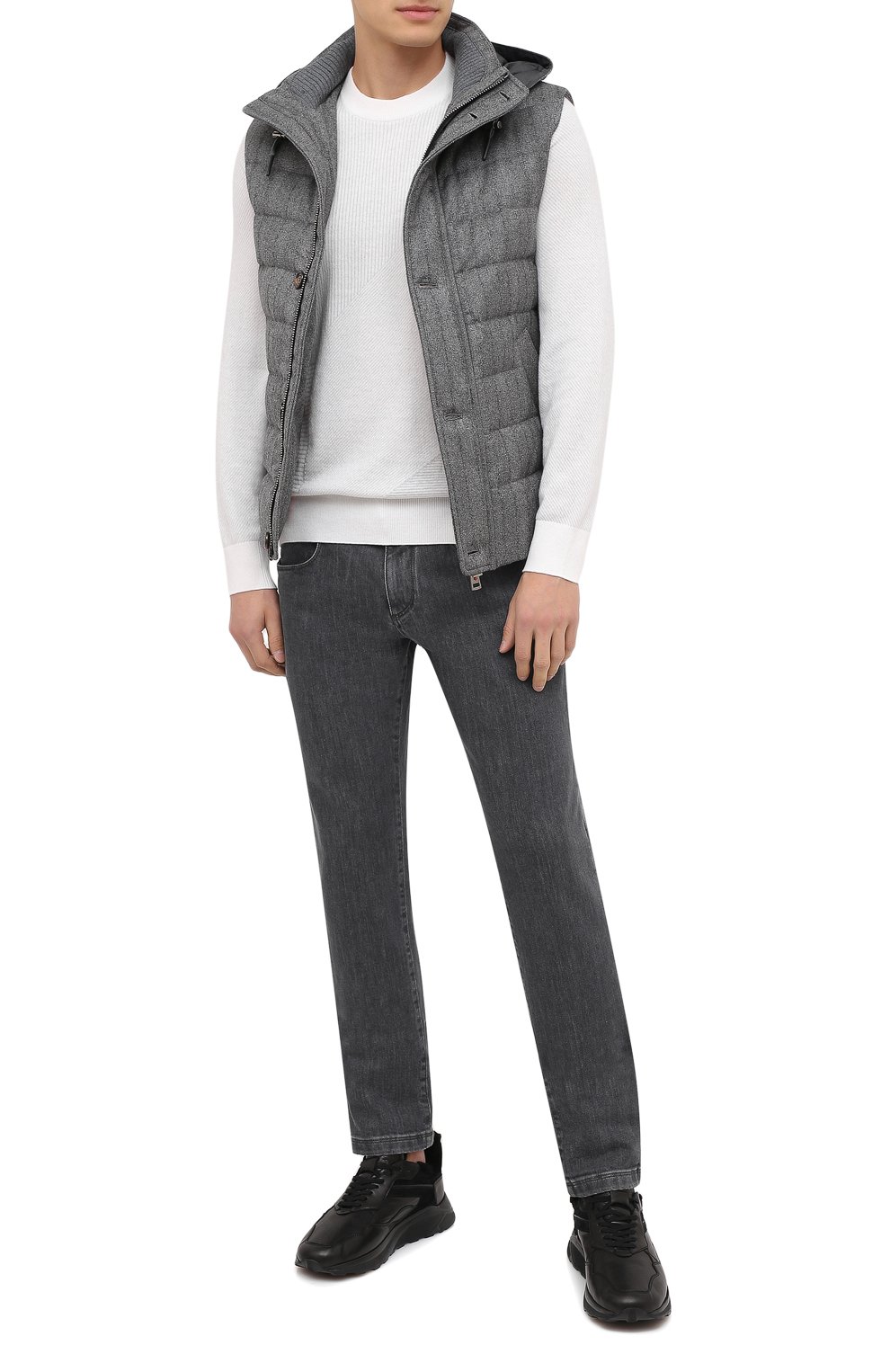 Пуховый жилет KIRED серого цвета по цене 108500 руб., арт. WKISHBW7209501000, фото 2 Пуховый жилет KIRED, арт. WKISHBW7209501000, фото 2