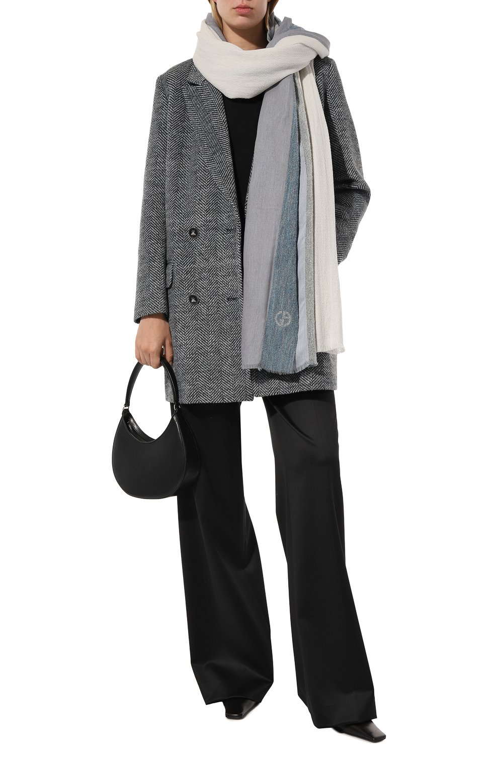 Шарф из шерсти и вискозы GIORGIO ARMANI голубого цвета по цене 53600 руб., арт. 795216/3F128, фото 3 Шарф из шерсти и вискозы GIORGIO ARMANI, арт. 795216/3F128, фото 3