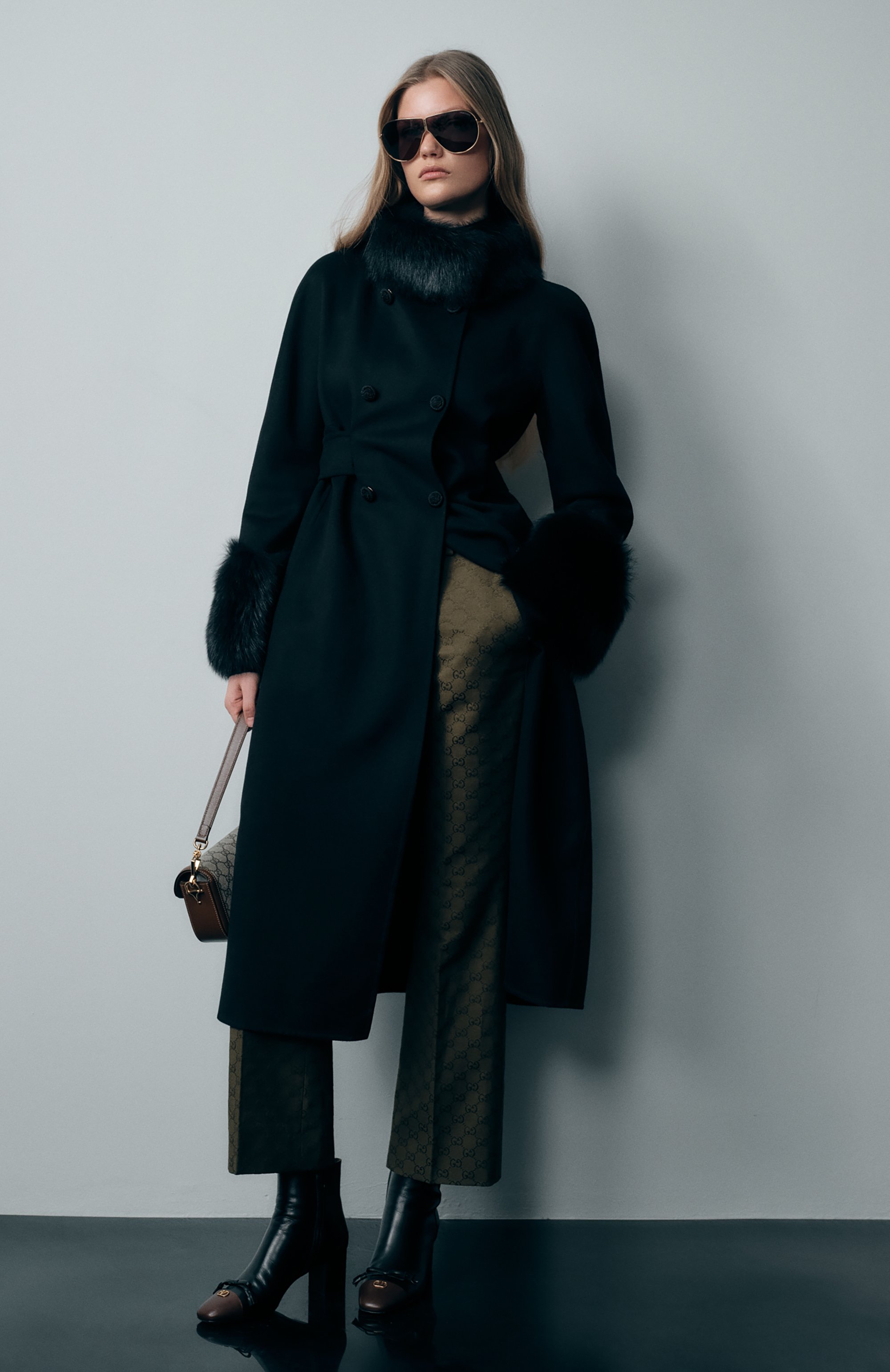 Сумка horsebit 1955 small GUCCI темно-бежевого цвета по цене 464000 руб., арт. 735178/92TCG, фото 8 Сумка horsebit 1955 small GUCCI, арт. 735178/92TCG, фото 8