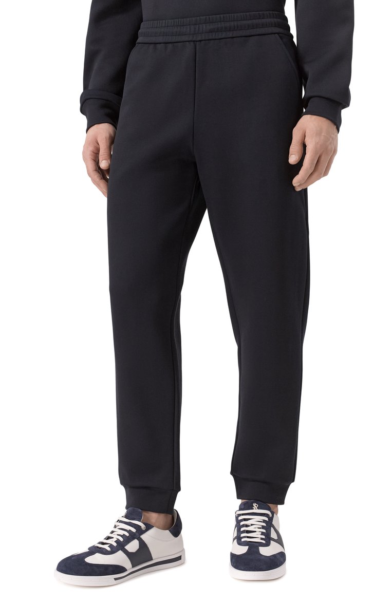 Мужские джоггеры GIORGIO ARMANI темно-синего цвета, арт. GM001531/TE10668 | Фото 3 (Материал внешний: Синтетический материал; Длина (брюки, джинсы): Стандартные; Силуэт М (брюки): Джоггеры; Стили: Спорт-шик; Автоматизация ТО: Проставлено; Автоматизация состава: Проставлено)