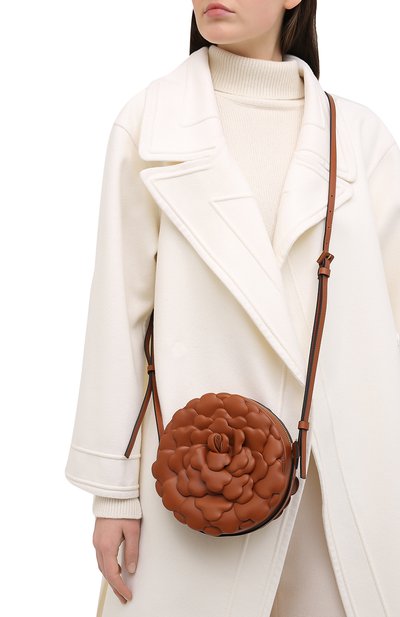 Сумка atelier 03 rose edition VALENTINO коричневого цвета по цене 276000 руб., арт. VW2B0I32/IKP, фото 2 Сумка atelier 03 rose edition VALENTINO, арт. VW2B0I32/IKP, фото 2