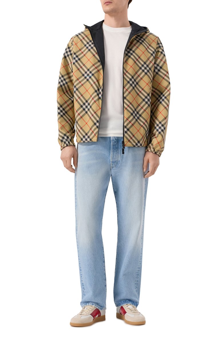 Мужская двусторонняя куртка BURBERRY бежевого цвета, арт. 8104102 | Фото 2 (Материал подклада: Синтетический материал; Длина (верхняя одежда): Короткие; Рукава: Длинные; Стили: Кэжуэл; Кросс-КТ: Куртка, Легкие; Материал внешний: Синтетический материал)