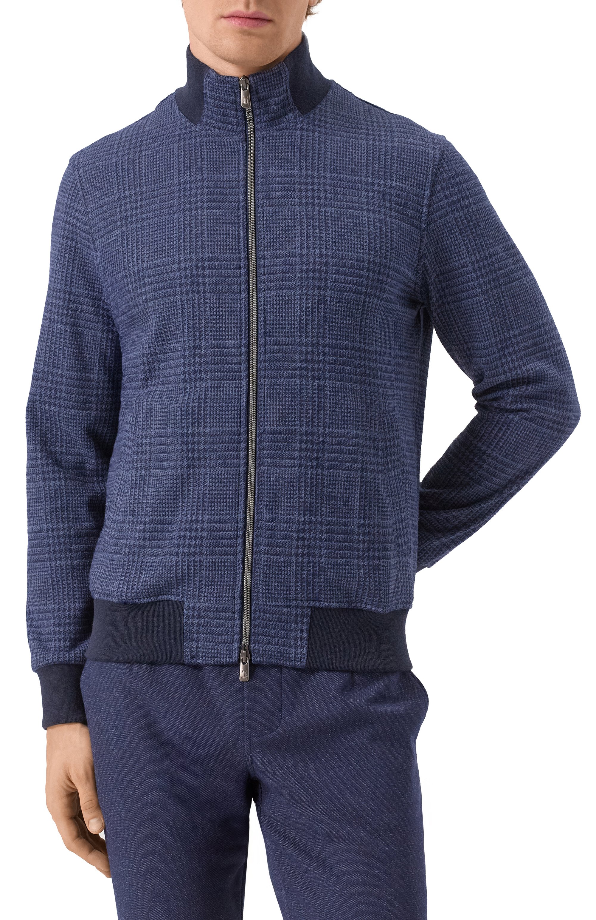 Толстовка CAPOBIANCO темно-синего цвета по цене 89950 руб., арт. 18M450.ST00., фото 3 Толстовка CAPOBIANCO, арт. 18M450.ST00., фото 3