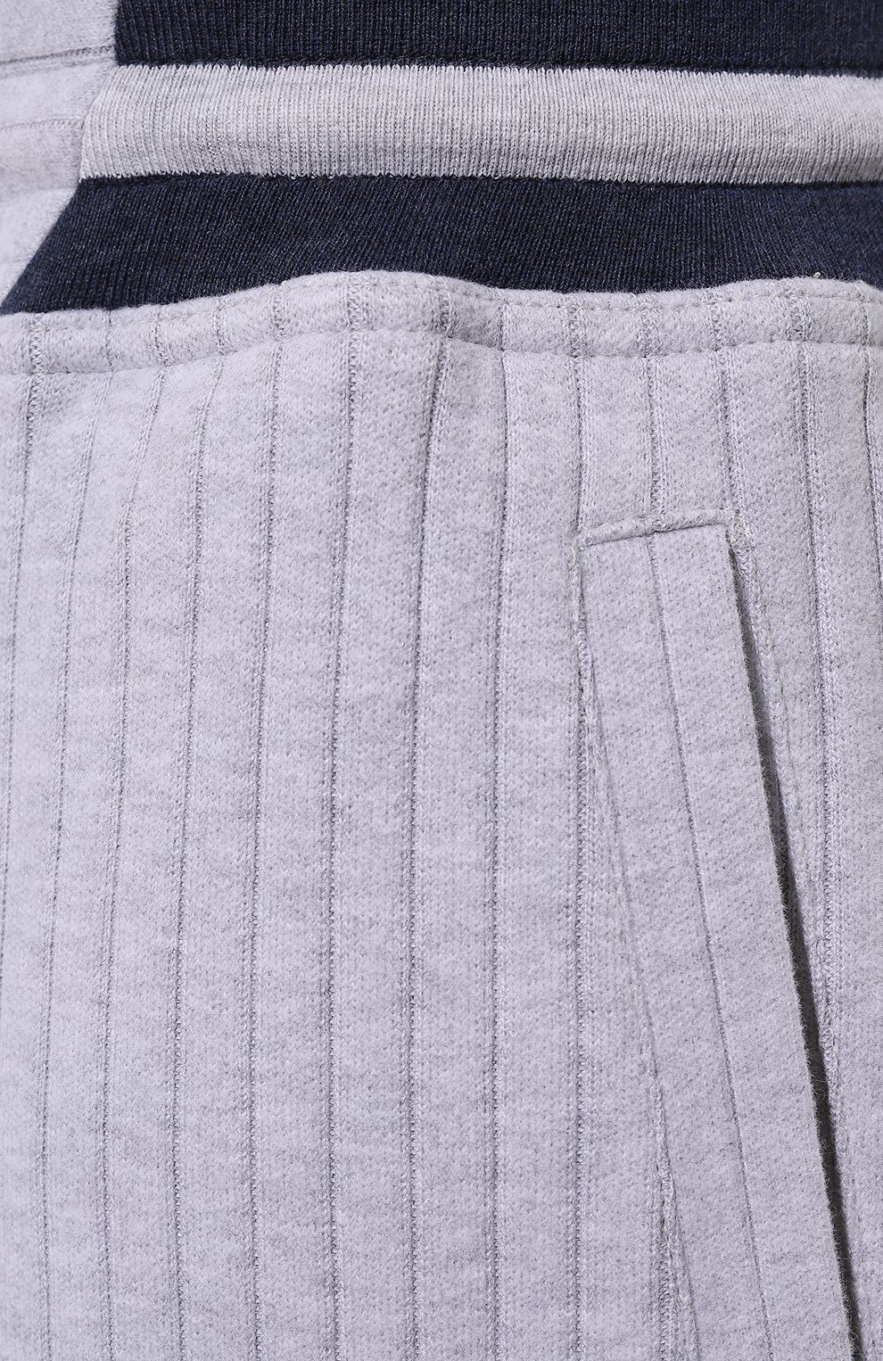 Хлопковые джоггеры BRUNELLO CUCINELLI светло-серого цвета по цене 149000 руб., арт. MTU20B2209, фото 5 Хлопковые джоггеры BRUNELLO CUCINELLI, арт. MTU20B2209, фото 5