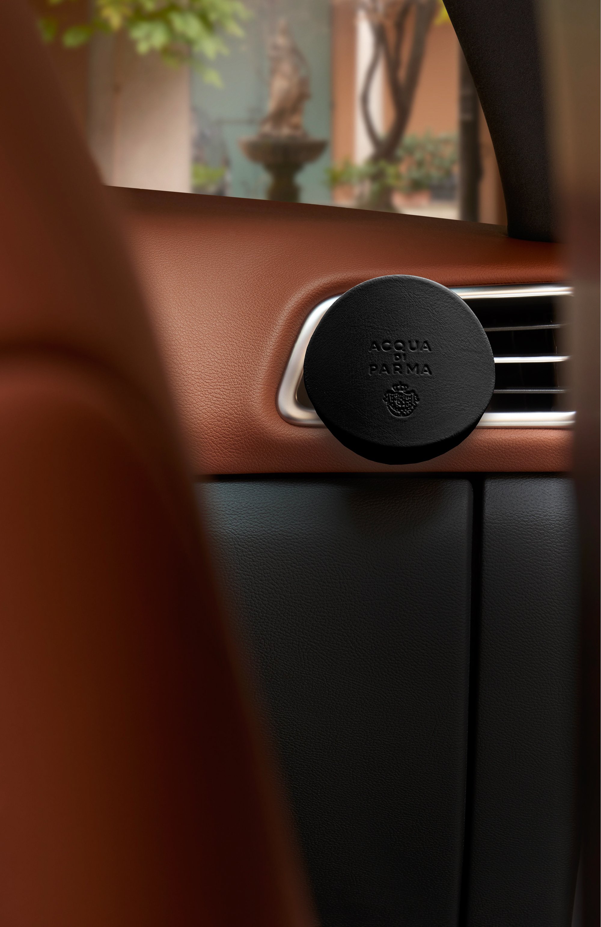 Кожаный чехол для аромадиффузора, черный ACQUA DI PARMA, арт. ADP082235, фото 4