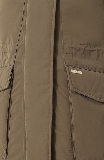 Парка с капюшоном на меховой подкладке WOOLRICH хаки цвета по цене 156500 руб., арт. WWCPS2617/CF40, фото 5 Парка с капюшоном на меховой подкладке WOOLRICH, арт. WWCPS2617/CF40, фото 5