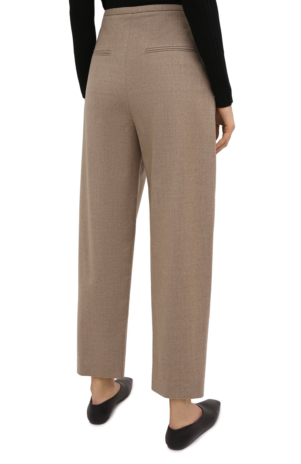 Шерстяные брюки TOTEME бежевого цвета по цене 32450 руб., арт. 211-226-708, фото 4 Шерстяные брюки TOTEME, арт. 211-226-708, фото 4