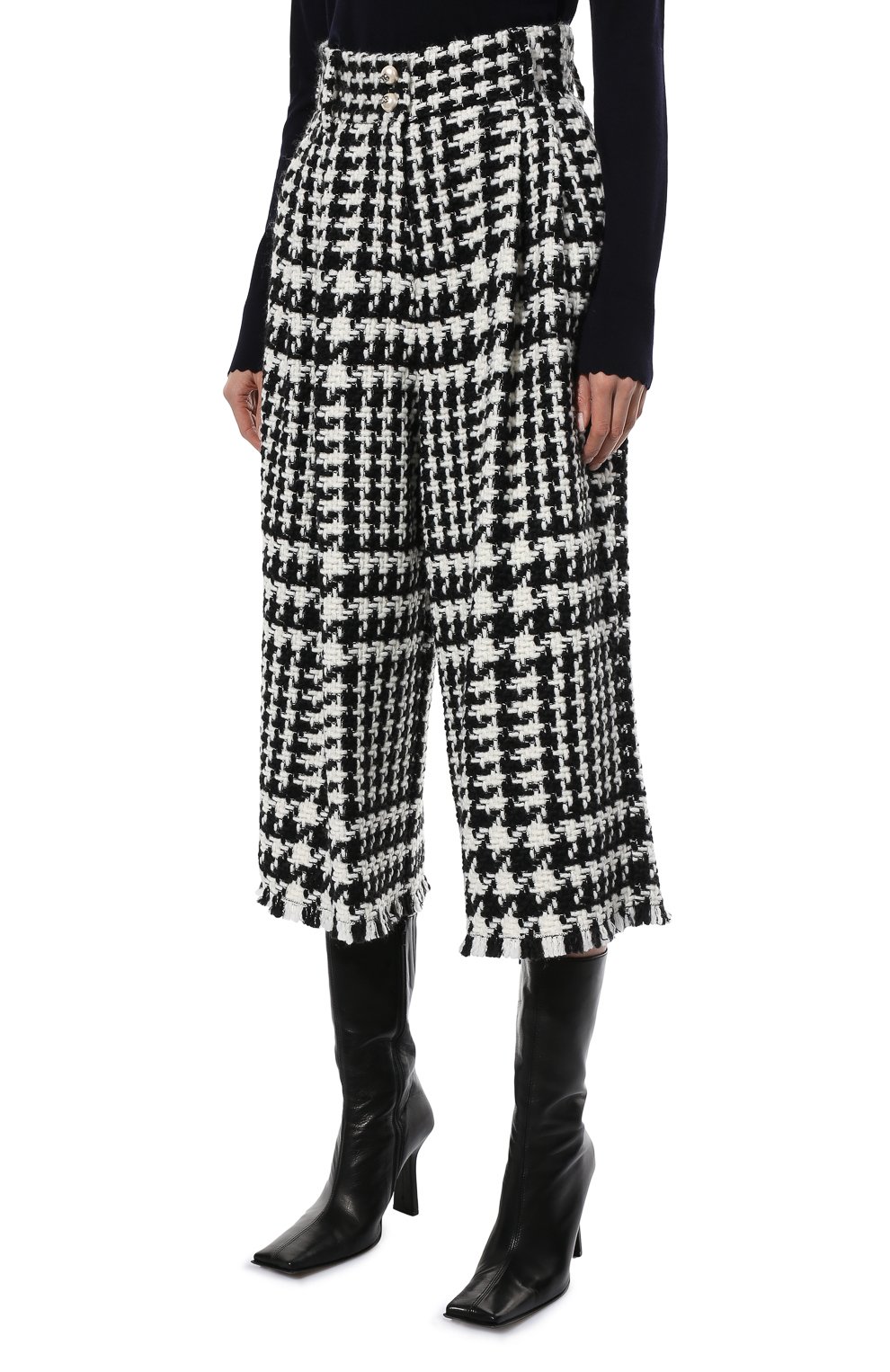 Кюлоты DOLCE & GABBANA черно-белого цвета по цене 120500 руб., арт. FTCAXT/FMMGX, фото 3 Кюлоты DOLCE & GABBANA, арт. FTCAXT/FMMGX, фото 3