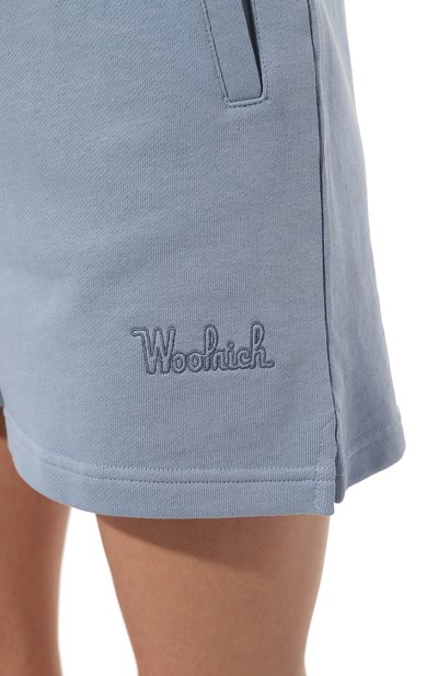 Хлопковые шорты WOOLRICH голубого цвета по цене 13750 руб., арт. CFWWSH0029FR/UT3024, фото 5 Хлопковые шорты WOOLRICH, арт. CFWWSH0029FR/UT3024, фото 5