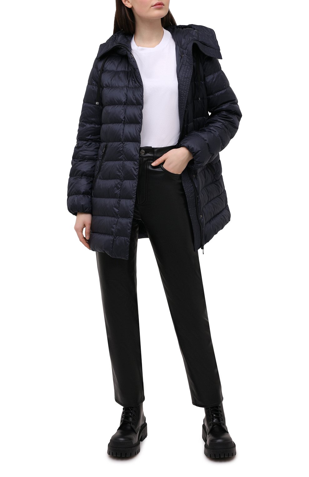 Пуховая куртка MONCLER темно-синего цвета по цене 129500 руб., арт. G1-093-1B559-00-5396Q, фото 2 Пуховая куртка MONCLER, арт. G1-093-1B559-00-5396Q, фото 2