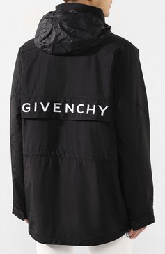 Мужская куртка GIVENCHY черного цвета, арт. BM00CG1Y5C | Фото 6 (Кросс-КТ: Куртка, Пуховик; Мужское Кросс-КТ: пуховик-короткий, Пуховик-верхняя одежда, Верхняя одежда; Рукава: Длинные; Длина (верхняя одежда): До середины бедра; Материал внешний: Синтетический материал; Материал сплава: Проставлено; Материал подклада: Синтетический материал; Драгоценные камни: Проставлено)