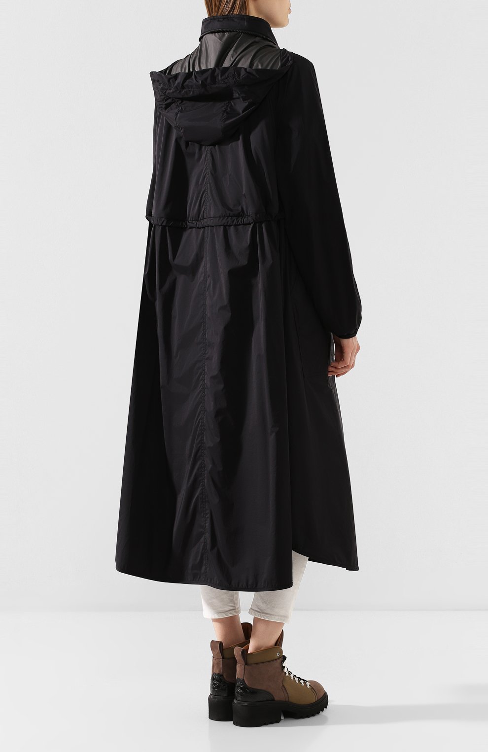 Плащ lin MONCLER черного цвета по цене 83400 руб., арт. F1-093-1D504-00-C0391, фото 4 Плащ lin MONCLER, арт. F1-093-1D504-00-C0391, фото 4