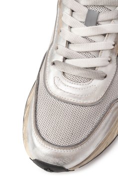 Женские комбинированные кроссовки sprinter  DSQUARED2 серебряного цвета, арт. SNW0281/34708185 | Фото 7 (Драгоценные камни: Проставлено; Подошва: Платформа; Материал внешний: Текстиль, Натуральная кожа; Материал сплава: Проставлено; Материал внутренний: Текстиль; Стили: Кэжуэл; Кросс-КТ: Низкие; Материал утеплителя: Без утеплителя)
