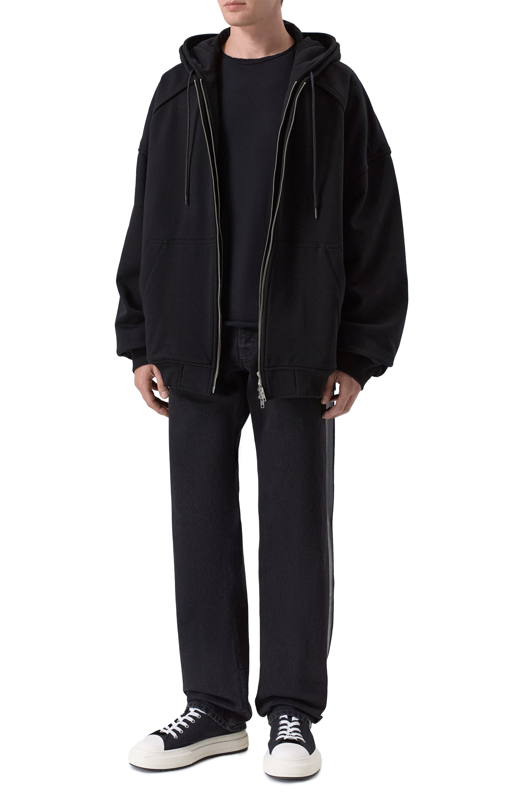 Джинсы MM6 черного цвета по цене 84650 руб., арт. SH2LA0035/S30743, фото 2 Джинсы MM6, арт. SH2LA0035/S30743, фото 2