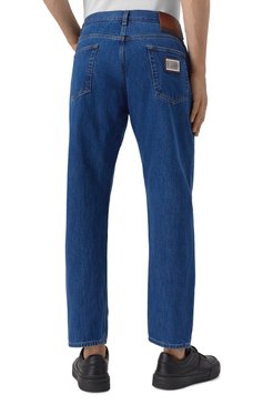 Мужские джинсы loose DOLCE & GABBANA синего цвета, арт. GYJDAD/G8MF6 | Фото 4 (Материал внешний: Хлопок, Деним; Длина (брюки, джинсы): Стандартные; Кросс-КТ: Деним; Силуэт М (брюки): Прямые; Стили: Кэжуэл, Классический; Автоматизация состава: Проставлено; Автоматизация ТО: Проставлено)