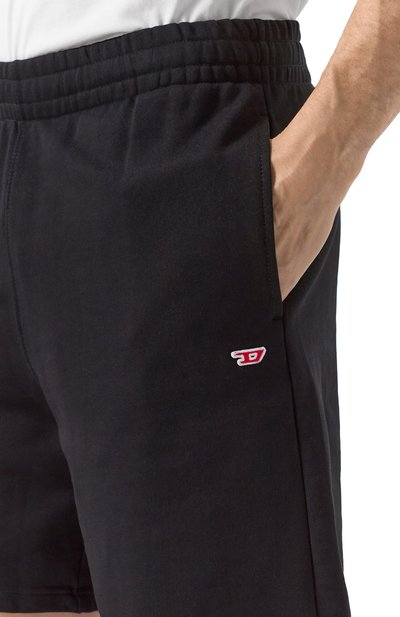 Хлопковые шорты DIESEL черного цвета по цене 13300 руб., арт. A15059/0GEAD, фото 5 Хлопковые шорты DIESEL, арт. A15059/0GEAD, фото 5