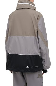 Женская ветровка ADIDAS BY STELLA MCCARTNEY серого цвета, арт. GL7619 | Фото 4 (Кросс-КТ: Куртка, Ветровка; Рукава: Длинные; Длина (верхняя одежда): До середины бедра; Материал внешний: Синтетический материал; Региональные ограничения белый список (Axapta Mercury): RU; Материал сплава: Проставлено; Стили: Спорт-шик; Материал подклада: Синте�тический материал; Драгоценные камни: Проставлено)