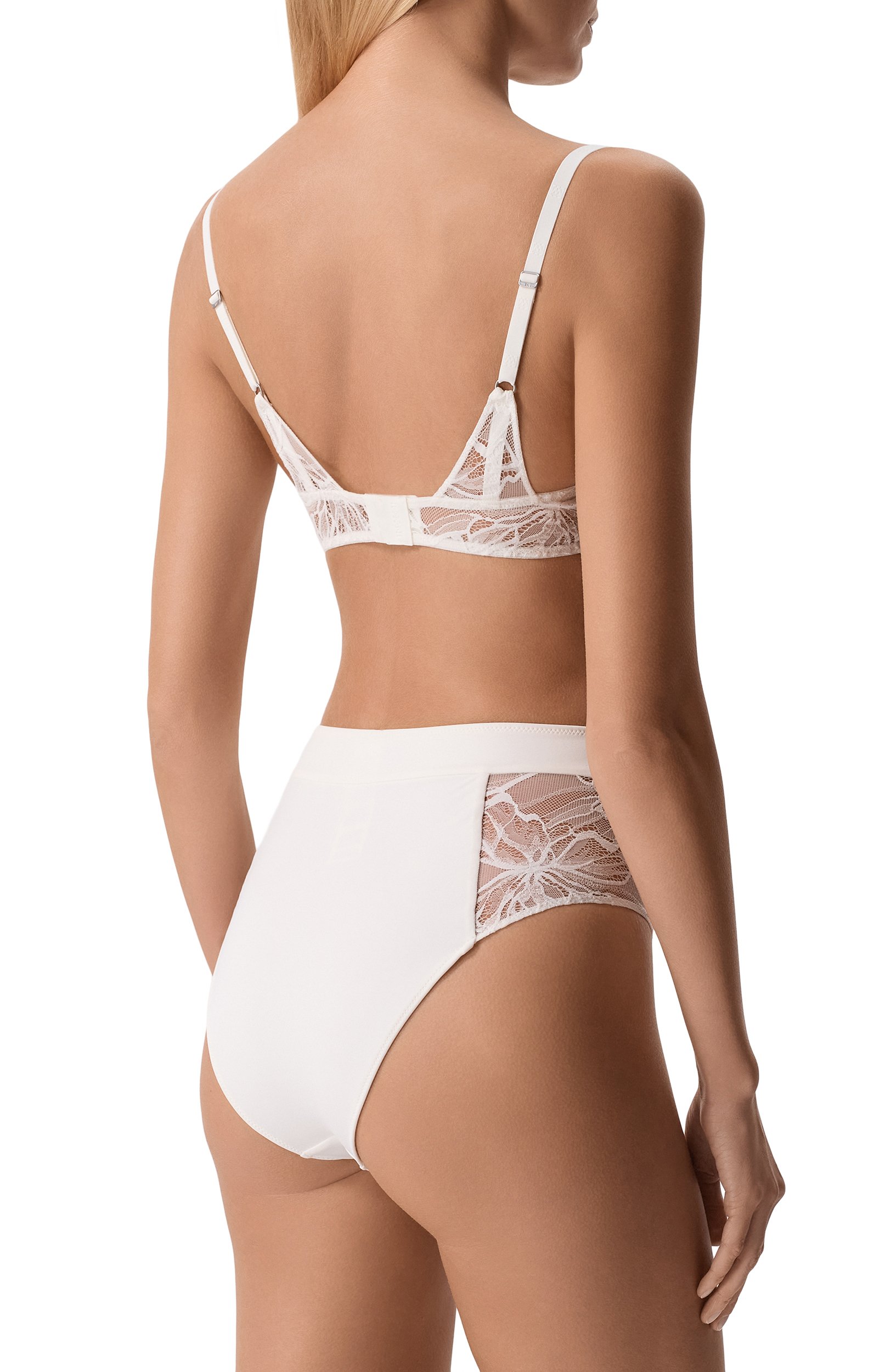Бюстгальтер WOLFORD белого цвета по цене 22800 руб., арт. 4W1300, фото 3 Бюстгальтер WOLFORD, арт. 4W1300, фото 3