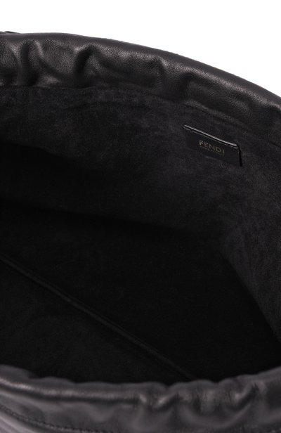 Сумка baguette soft large FENDI черного цвета по цене 499500 руб., арт. 8BR857/B1ZK, фото 5 Сумка baguette soft large FENDI, арт. 8BR857/B1ZK, фото 5