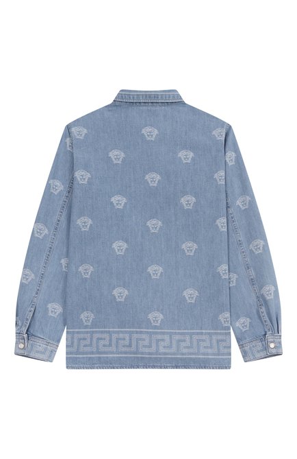 Детская джинсовая рубашка VERSACE голубого цвета, арт. 1018258/1A13070/8A-14A | Фото 2 (Рукава: Длинные; Материал сплава: Проставлено; Материал внешний: Хлопок; Драгоценные камни: Проставлено)