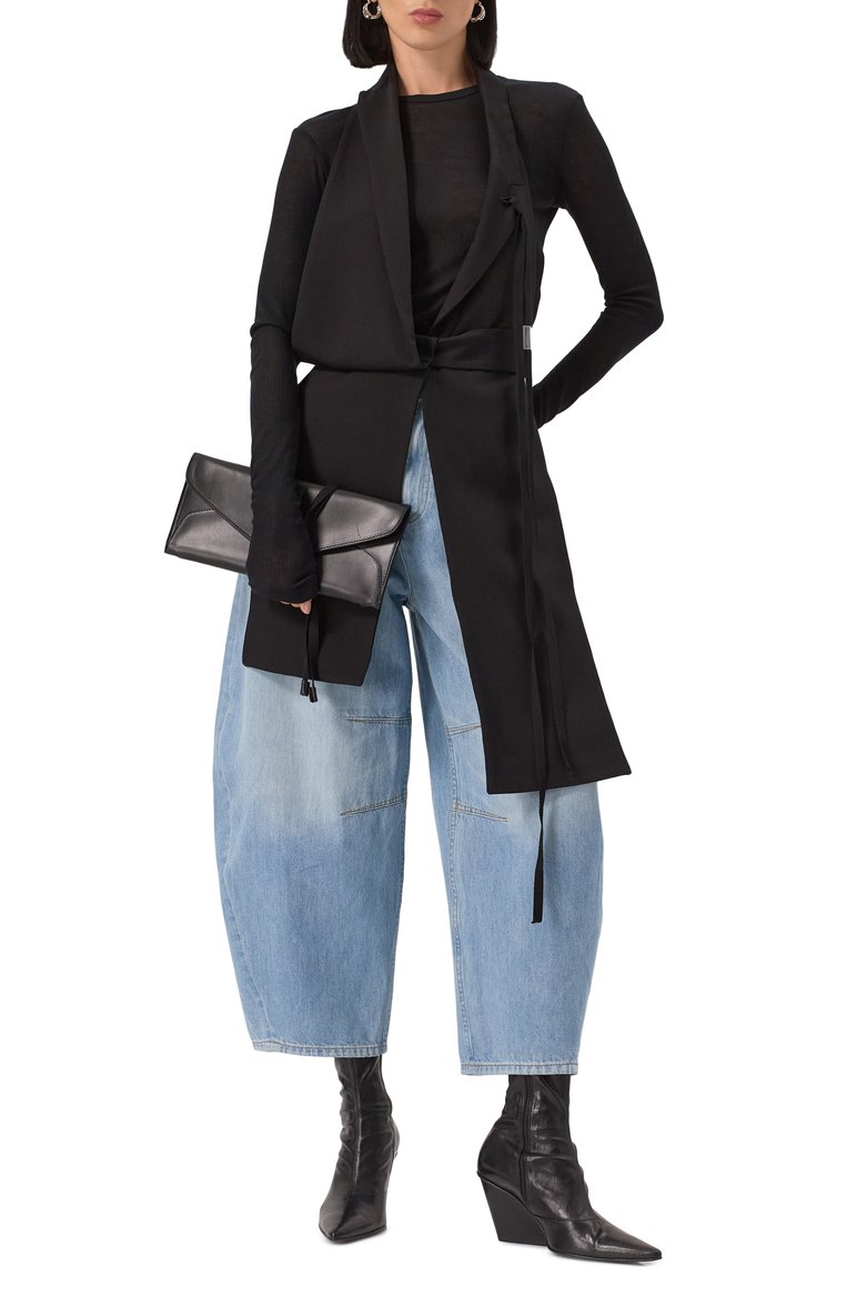 Женские джинсы HELMUT LANG голубого цвета, арт. 010DW204 | Фото 2 (Материал сплава: Проставлено; Длина (брюки, джинсы): Укороченные; Драгоценные камни: Проставлено; Силуэт Ж (брюки и джинсы): Широкие; Материал внешний: Дени�м, Хлопок; Детали: Делаве; Стили: Кэжуэл; Кросс-КТ: Деним)