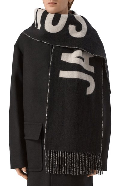 Шерстяной шарф JACQUEMUS черного цвета по цене 29950 руб., арт. 22HACU00435/A0T4001, фото 2 Шерстяной шарф JACQUEMUS, арт. 22HACU00435/A0T4001, фото 2