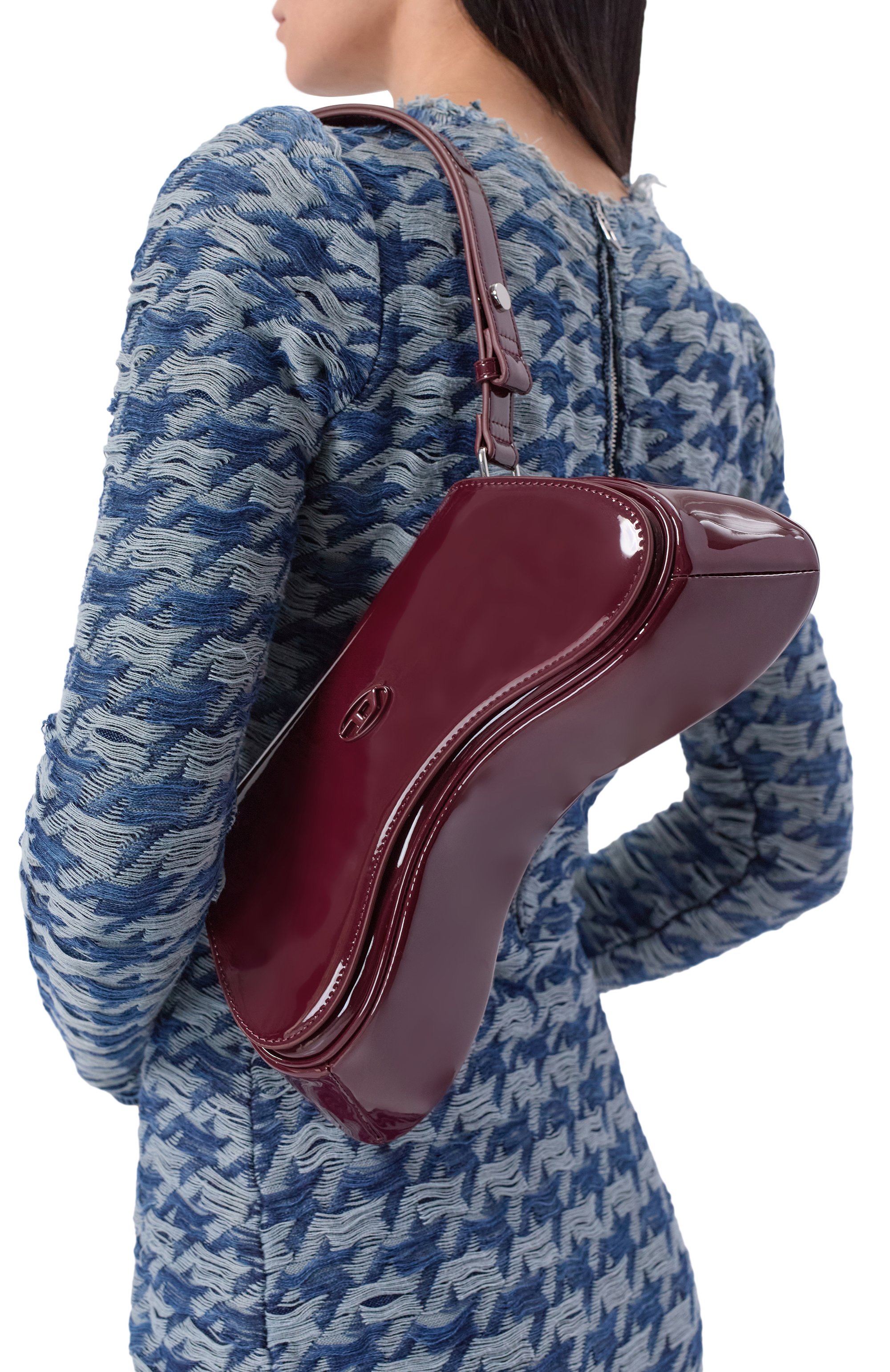 Сумка play DIESEL бордового цвета по цене 31900 руб., арт. X10221/P6255, фото 2 Сумка play DIESEL, арт. X10221/P6255, фото 2