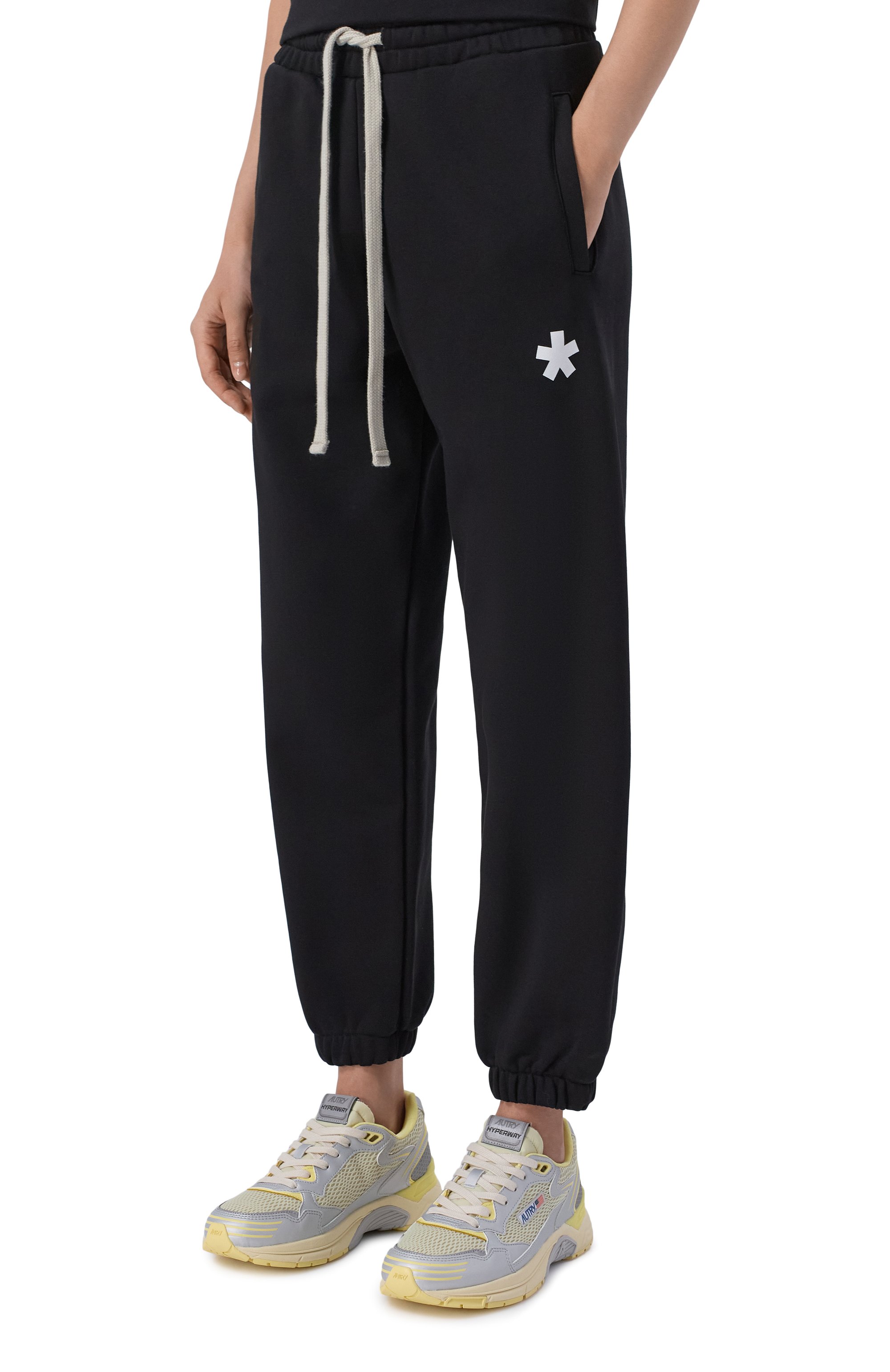 Хлопковые джоггеры COMME DES FUCKDOWN черного цвета по цене 13500 руб., арт. CFABW01557, фото 3 Хлопковые джоггеры COMME DES FUCKDOWN, арт. CFABW01557, фото 3