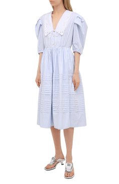 Женское хлопковое платье MIU MIU голубого цвета, арт. MF4341-Z58-F0M10 | Фото 3 (Материал внешний: Хлопок; Стили: Романтичный; Случай: Повседневный; Женское Кросс-КТ: Платье-одежда; Рукава: Короткие; Длина Ж (юбки, платья, шорты): До колена, Миди; Драгоценные камни: Проставлено; Материал сплава: Проставлено)