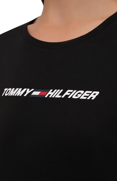 Хлопковая футболка TOMMY HILFIGER черного цвета по цене 4490 руб., арт. S10S101016, фото 5 Хлопковая футболка TOMMY HILFIGER, арт. S10S101016, фото 5