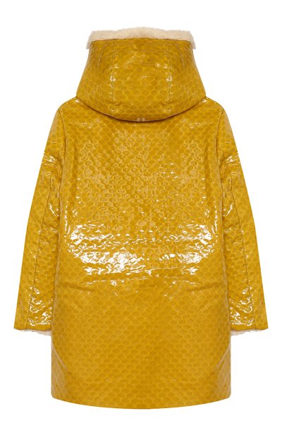 Пальто с капюшоном MUMOFSIX желтого цвета по цене 16000 руб., арт. MOS20WCO_08, фото 2 Пальто с капюшоном MUMOFSIX, арт. MOS20WCO_08, фото 2