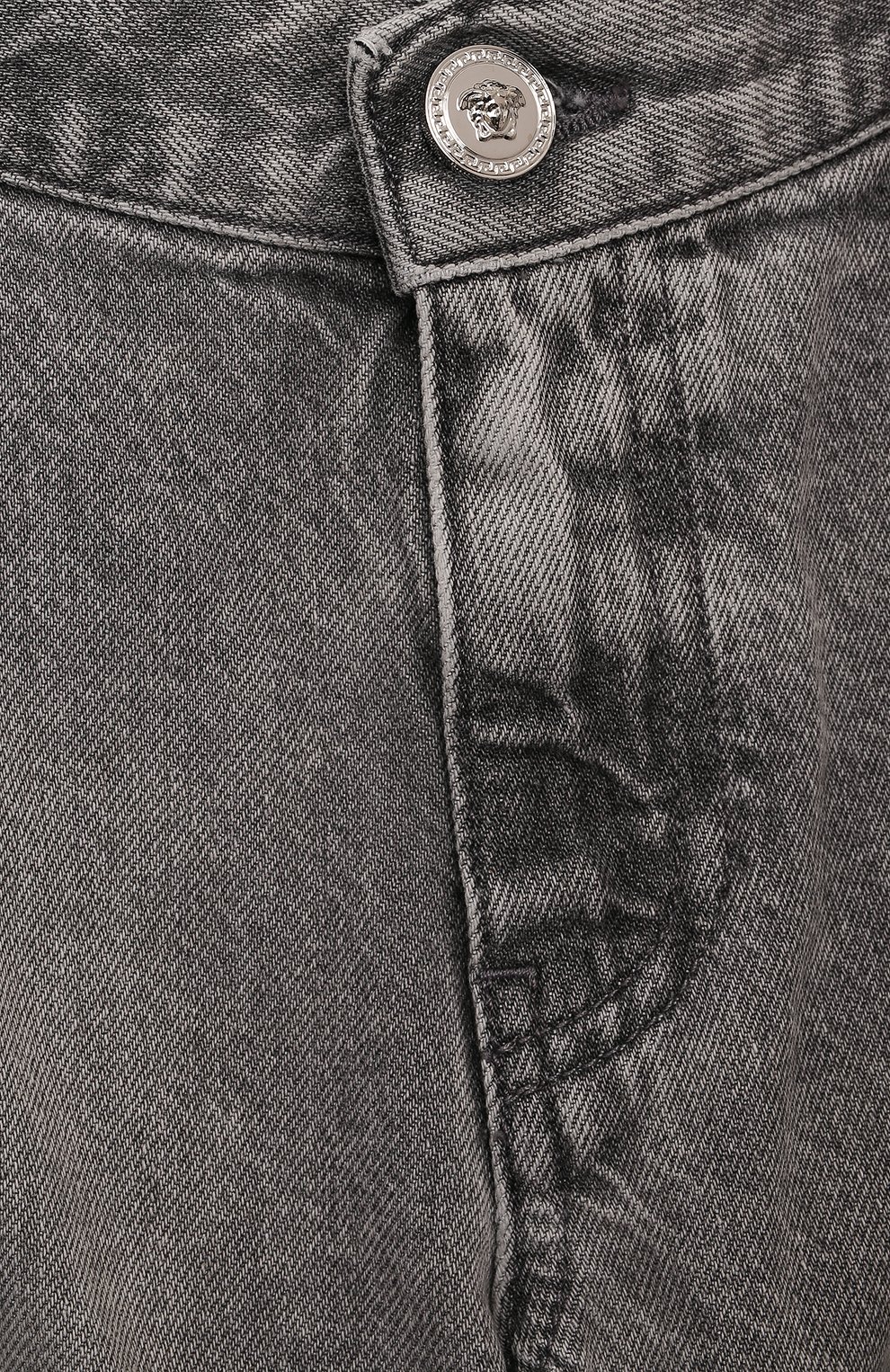 Джинсы VERSACE серого цвета по цене 46250 руб., арт. 1016448/1A11631/8-14, фото 3 Джинсы VERSACE, арт. 1016448/1A11631/8-14, фото 3