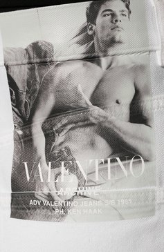 Женские джинсы VALENTINO белого цвета, арт. XB0DD13P8EK | Фото 5 (Длина (брюки, джинсы): Стандартные; Материал внешний: Хлопок, Деним; Кросс-КТ: Деним; Силуэт Ж (брюки и джинсы): Прямые; Стили: Кэжуэл; Драгоценные камни: Проставлено; Материал сплава: Проставлено)