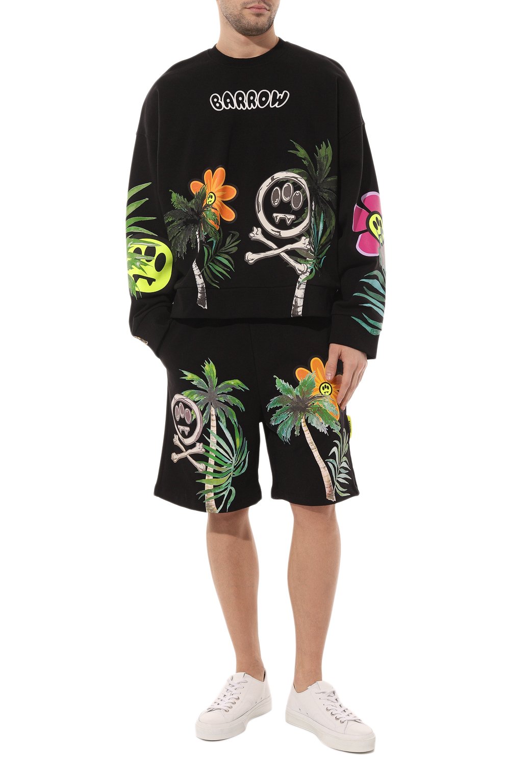 Хлопковый свитшот BARROW черного цвета по цене 35800 руб., арт. 034085, фото 2 Хлопковый свитшот BARROW, арт. 034085, фото 2