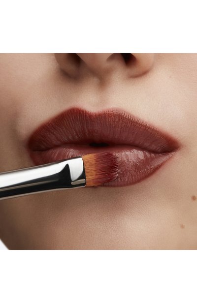 Губная помада lustreglass sheer-shine lipstick, оттенок i deserve this (3,5g) MAC цвета по цене 3390 руб., арт. SB48-12, фото 3 Губная помада lustreglass sheer-shine lipstick, оттенок i deserve this (3,5g) MAC, арт. SB48-12, фото 3