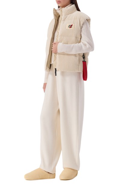 Замшевые сабо elea UGG кремового цвета по цене 18450 руб., арт. 1171390, фото 3 Замшевые сабо elea UGG, арт. 1171390, фото 3