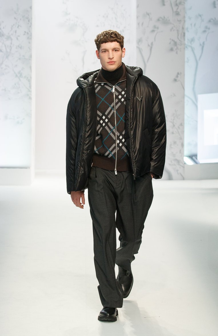 Пуховик VALENTINO, арт. 5V0CUA058WA, фото 7