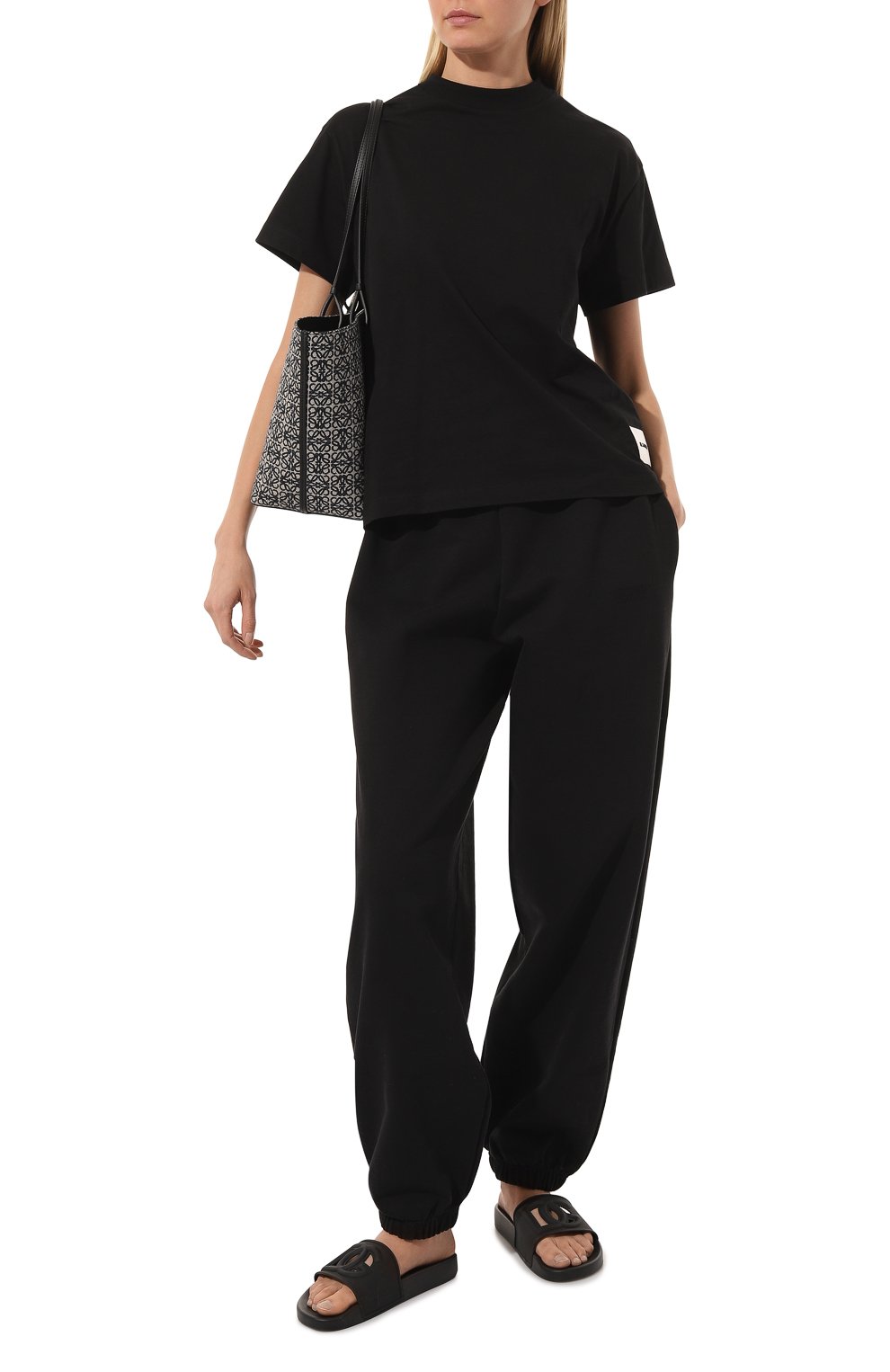 Шлепанцы st. barth DOLCE & GABBANA черного цвета по цене 31300 руб., арт. CW2079/A0666, фото 2 Шлепанцы st. barth DOLCE & GABBANA, арт. CW2079/A0666, фото 2