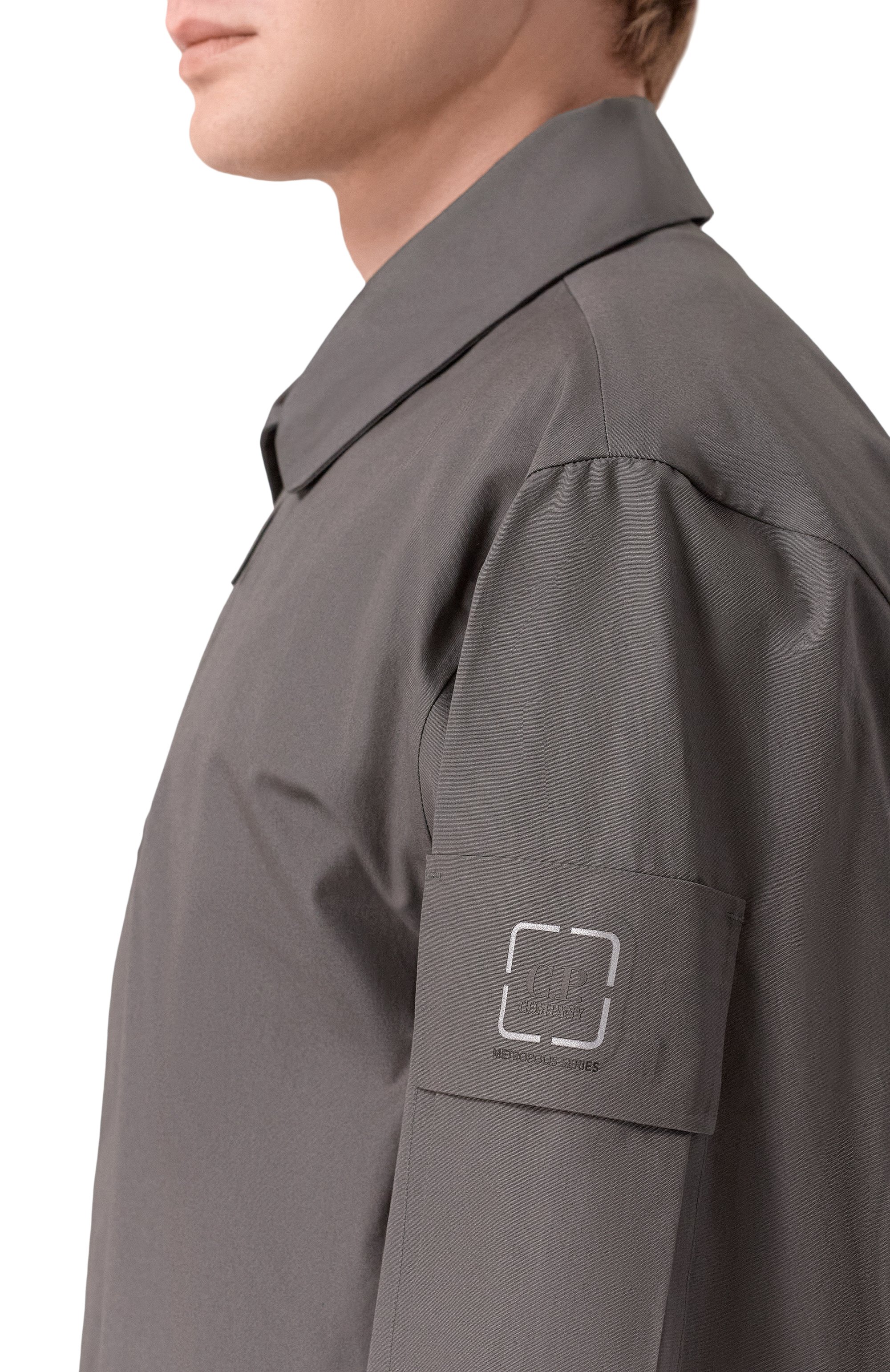 Хлопковый плащ C.P. COMPANY темно-серого цвета по цене 99250 руб., арт. 20CL0W004A/110542A, фото 5 Хлопковый плащ C.P. COMPANY, арт. 20CL0W004A/110542A, фото 5