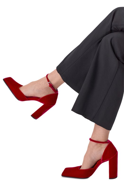 Бархатные туфли D'Orsay Alaia AA3E1008A014 Красный  AA3E1008A014 Фото 2