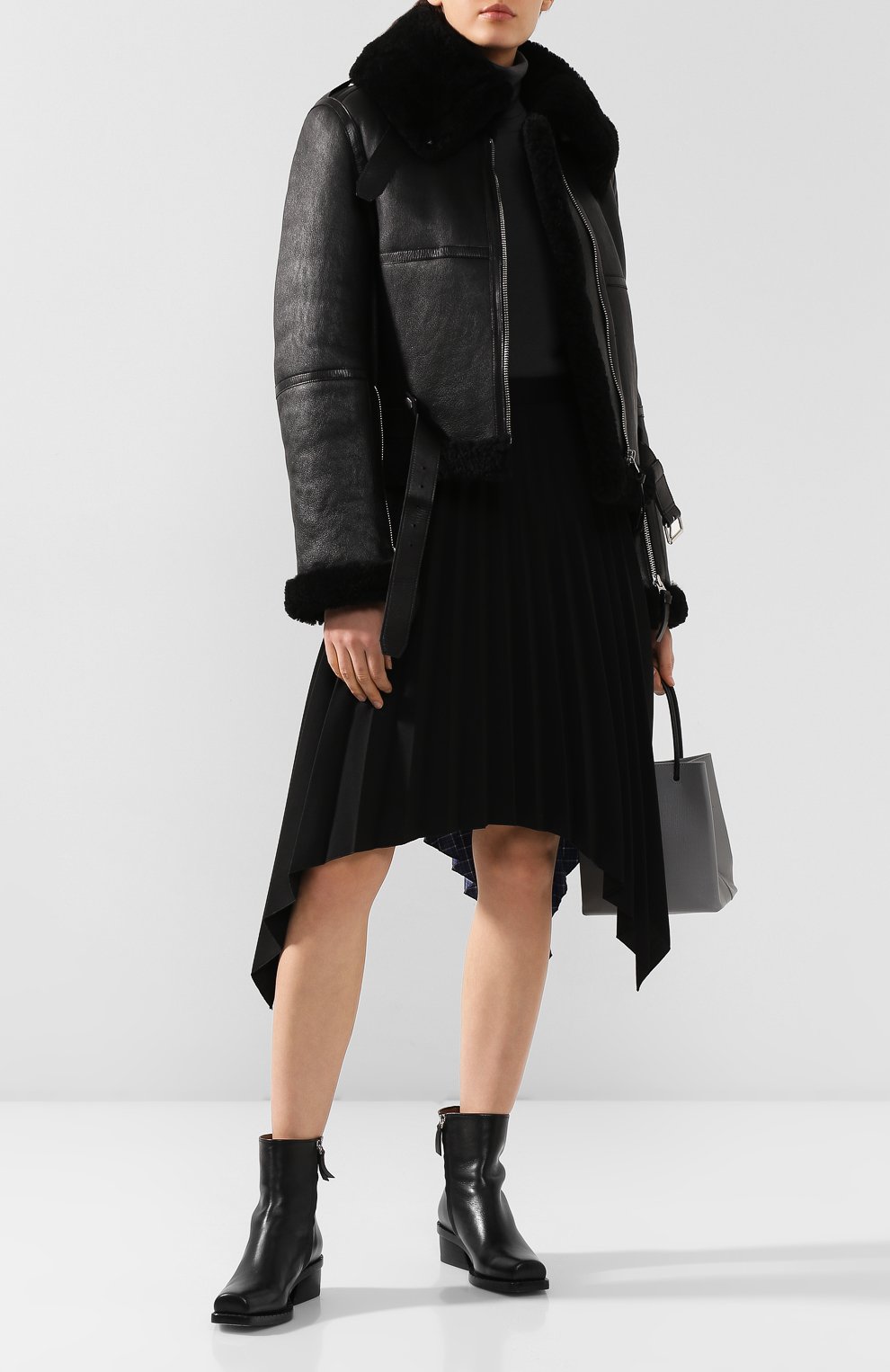Дубленка ACNE STUDIOS черного цвета по цене 266500 руб., арт. A70021, фото 2 Дубленка ACNE STUDIOS, арт. A70021, фото 2