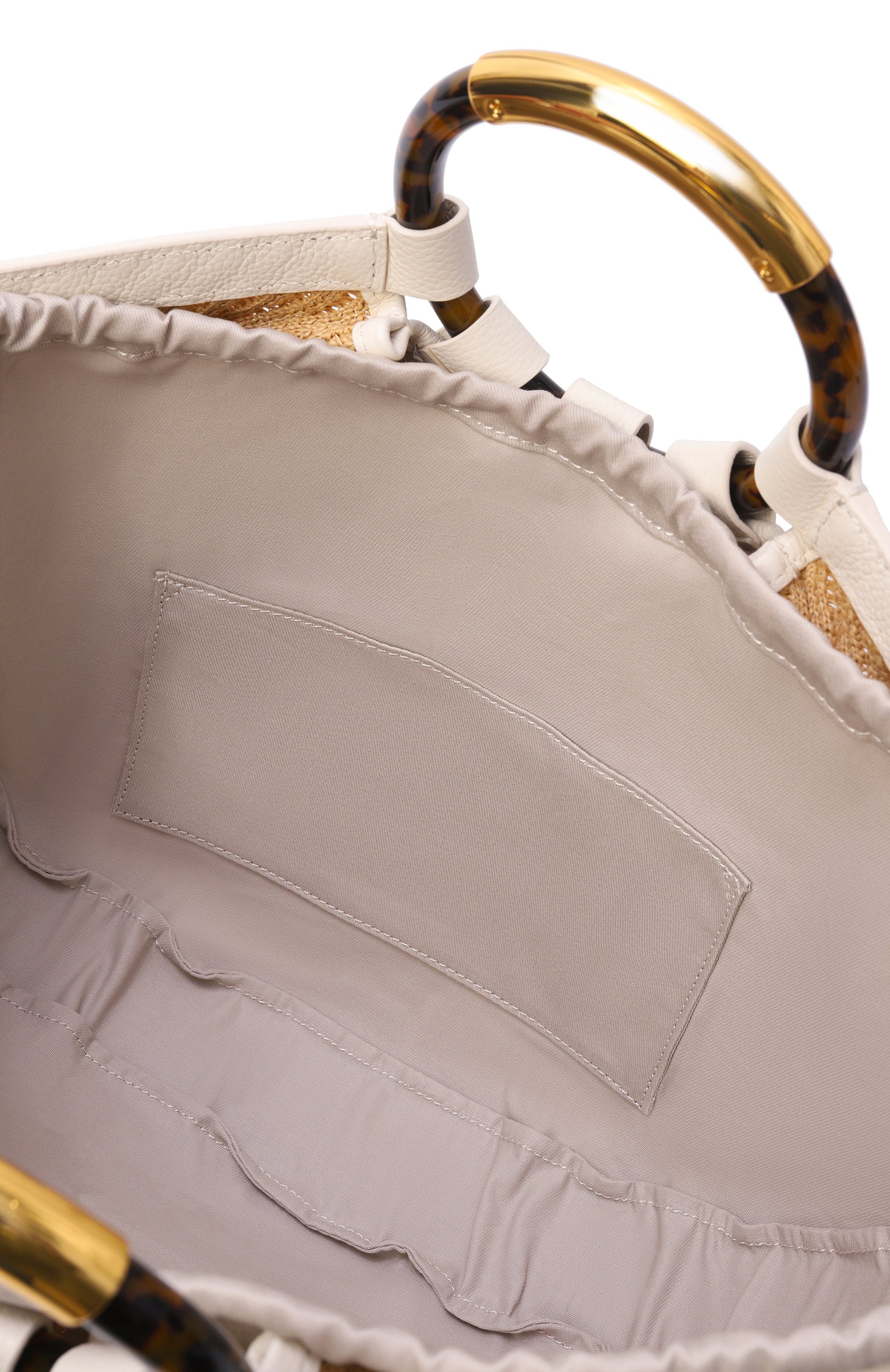 Сумка shell large COCCINELLE бежевого цвета по цене 52500 руб., арт. E1 U5D 18 01 01, фото 5 Сумка shell large COCCINELLE, арт. E1 U5D 18 01 01, фото 5