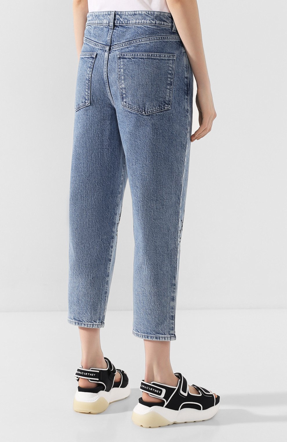 Джинсы STELLA MCCARTNEY голубого цвета по цене 38550 руб., арт. 600449/SNH70, фото 4 Джинсы STELLA MCCARTNEY, арт. 600449/SNH70, фото 4