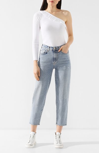 Джинсы с потертостями 7 FOR ALL MANKIND голубого цвета по цене 17950 руб., арт. JSA7R830PH, фото 2 Джинсы с потертостями 7 FOR ALL MANKIND, арт. JSA7R830PH, фото 2