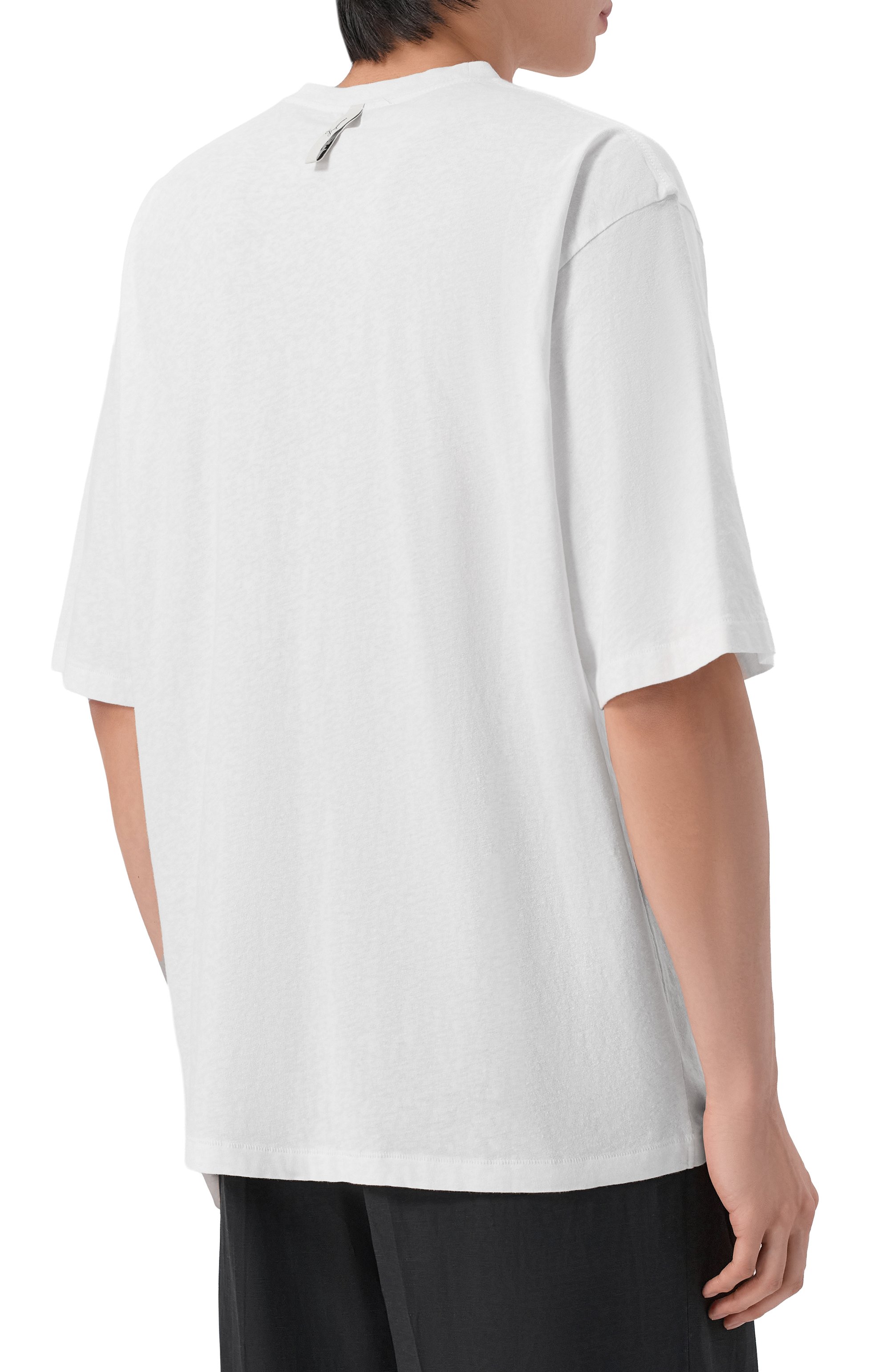 Хлопковая футболка JACQUEMUS белого цвета по цене 32450 руб., арт. 26ETSM00639/AJ00289, фото 4 Хлопковая футболка JACQUEMUS, арт. 26ETSM00639/AJ00289, фото 4