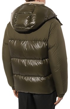 Мужская пуховик bayuda MONCLER зеленого цвета, арт. 1A002-67-595ZJ | Фото 4 (Длина (верхняя одежда): Короткие; Материал утеплителя: Пух и перо; Драгоценные камни: Проставлено; Материал сплава: Проставлено; Материал внешний: Синтетический материал; Рукава: Длинные; Материал подклада: Синтетический материал; Мужское Кросс-КТ: пуховик-короткий; Стили: Кэжуэл)